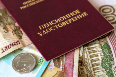 Ярослав Нилов инициировал дискуссию о перерасчете пенсий работающим пенсионерам