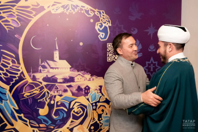 Первый ифтар в Казани: слезы под чтение Корана и &laquo;Бэйрэм белэн&raquo; от батюшки