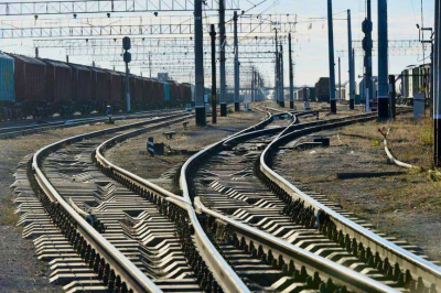 Мужчина попал под поезд в Алматинской области