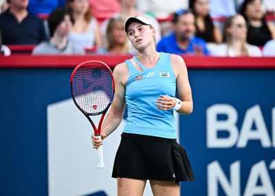 Не приставайте к девушке!