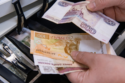 ФНС рисует &laquo;портрет&raquo; должника и&nbsp;следит за&nbsp;селлерами с&nbsp;маркетплейсов, а&nbsp;кейс Долиной не&nbsp;стал общепринятым