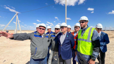 Мажилисмен проверил ход строительства газоперерабатывающего завода
