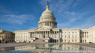 США ввели новые санкции по Ирану против десяти компаний и восьми танкеров