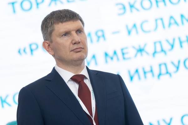 Решетников назвал ситуацию в&nbsp;экономике РФ&nbsp;более сложной, чем в&nbsp;последние годы