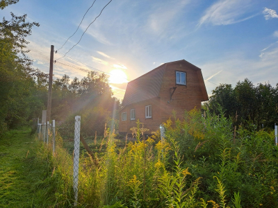 Юрист объяснила, почему шлагбаум в СНТ не может перекрыть доступ к участку даже за долги