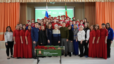 В казанской гимназии №125 открыта &laquo;Парта Героя&raquo; в честь участника СВО