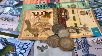 Казахстанцы получили 80,1 млрд тенге в виде пособий на рождение и уход за ребенком