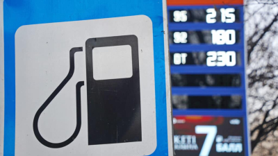 Цена литра бензина в Казахстане может взлететь до одного доллара