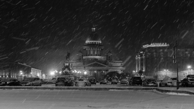 Вице-губернатор Петербурга Поляков объяснил проверки телефонов в метро