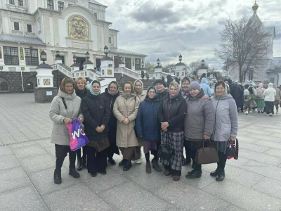 В Альметьевске поддержали семьи участников СВО духовной поездкой в Дивеево