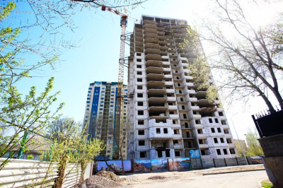 В Астане забытый долгострой превратят в общежитие для медиков
