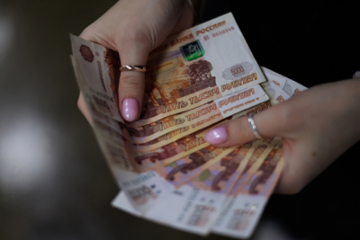 За повешенные на деда займы жительница Альметьевска отделалась штрафом